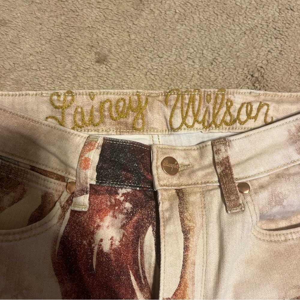 Wrangler Wide Leg Jeans with Brown & Cream Horse Print - Picture 3 of 4